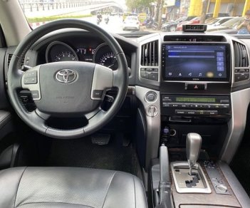 Toyota Land Cruiser 2013 - Cần bán xe Toyota Land Cruiser VX sản xuất 2013, màu đen, xe nhập