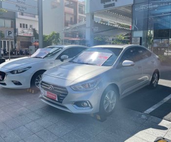 Hyundai Accent 2018 - Bán Hyundai Accent sản xuất năm 2018, màu bạc số tự động, 470tr