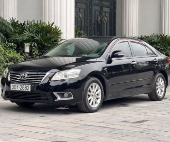 Toyota Camry 2010 - Cần bán gấp Toyota Camry năm 2010, màu đen