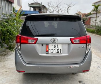 Toyota Innova 2017 - Cần bán Toyota Innova 2.0E sản xuất năm 2017, màu bạc số sàn, giá 470tr