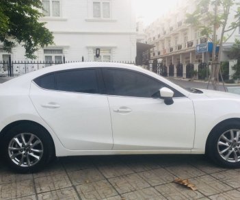 Mazda 3 2017 - Bán ô tô Mazda 3 sản xuất năm 2017, màu trắng, nhập khẩu  