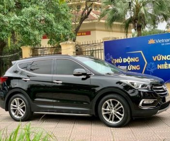 Hyundai Santa Fe 2016 - Bán Hyundai Santa Fe 2.2L AT 4WD năm 2016, màu đen giá cạnh tranh