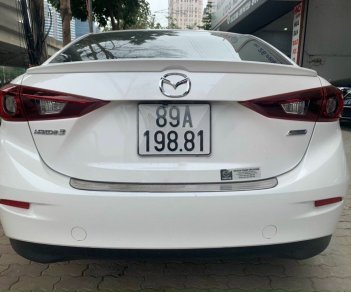 Mazda 3 2019 - Cần bán lại xe Mazda 3 năm 2019, màu trắng