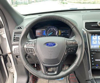 Ford Explorer 2019 - Cần bán lại xe Ford Explorer Limited Model 2020 sx năm 2019