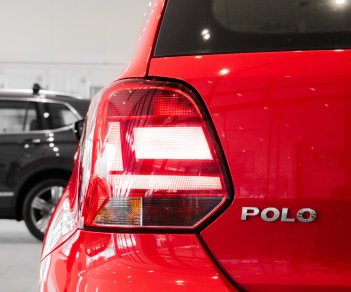 Volkswagen Polo 2022 - Cần bán Volkswagen Polo 2022 Màu đỏ, tặng phí trước bạ Lái thử tận nha và nhiều ưu đãi hấp dẫn 