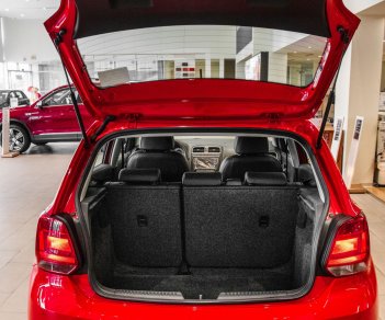 Volkswagen Polo 2022 - Cần bán Volkswagen Polo 2022 Màu đỏ, tặng phí trước bạ Lái thử tận nha và nhiều ưu đãi hấp dẫn 