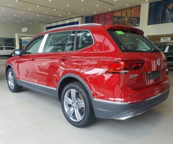 Volkswagen Tiguan 2021 - VOLKSWAGEN TIGUAN ELEGANCE ĐỎ TẶNG 100% PHÍ TRƯỚC BẠ + PHỤ KIỆN CHÍNH HÃNG