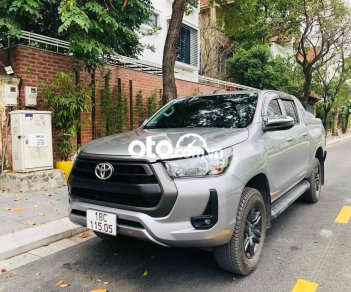 Toyota Hilux 2020 - Bán Toyota Hilux E AT sản xuất năm 2020, màu bạc, nhập khẩu