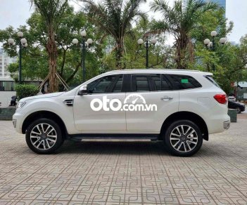 Ford Everest 2019 - Cần bán lại xe Ford Everest Titanium 4WD sản xuất 2019, màu trắng, nhập khẩu