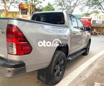 Toyota Hilux 2021 - Bán xe Toyota Hilux 2.5E 4x2MT năm 2021, nhập khẩu nguyên chiếc như mới, giá tốt