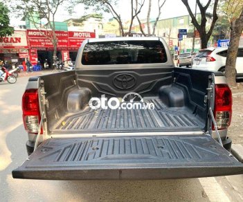 Toyota Hilux 2021 - Bán xe Toyota Hilux 2.5E 4x2MT năm 2021, nhập khẩu nguyên chiếc như mới, giá tốt