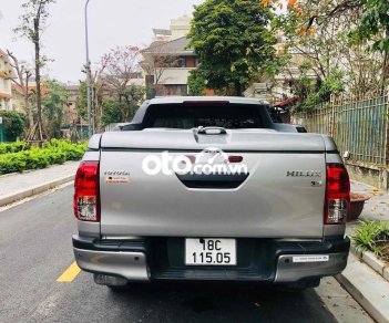 Toyota Hilux 2020 - Bán Toyota Hilux E AT sản xuất năm 2020, màu bạc, nhập khẩu