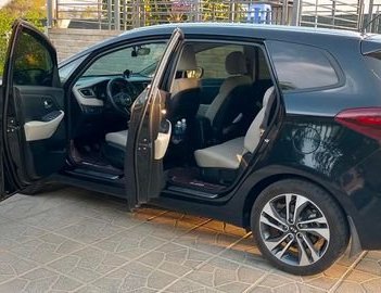 Kia Rondo 2020 - Bán xe Kia Rondo 2.0G MT sản xuất năm 2020 giá cạnh tranh