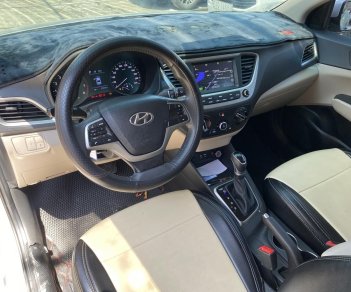 Hyundai Accent 2019 - Cần bán gấp xe Hyundai Accent AT màu bạc, năm sản xuất 2019, cam kết động cơ hộp số nguyên bản nhà sản xuất