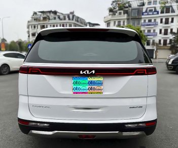 Kia Carnival 2021 - Màu trắng