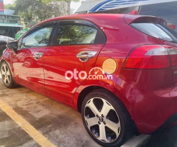 Kia Rio 2012 - Màu đỏ giá cạnh tranh