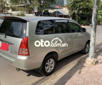 Toyota Innova 2006 - Màu bạc xe gia đình