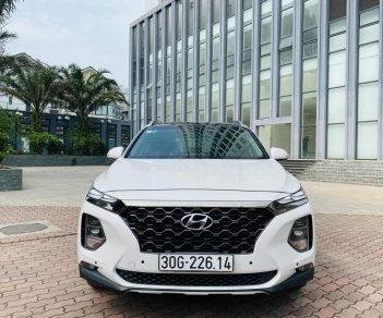 Hyundai Santa Fe 2019 - Màu trắng, máy dầu full đặc biệt