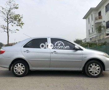 Toyota Vios 2003 - Màu bạc, xe nhập