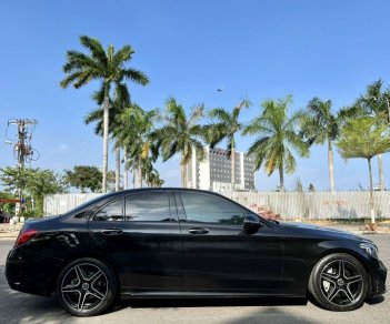 Mercedes-Benz C300 2019 - Siêu mới, siêu lướt