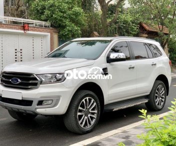 Ford Everest 2019 - Bán Ford Everest Titanium 4x4 sản xuất năm 2019, màu trắng, xe nhập