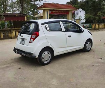 Chevrolet Spark 2015 - Xe màu trắng