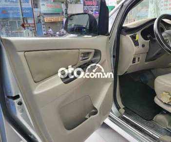 Toyota Innova 2012 - Màu bạc giá cạnh tranh