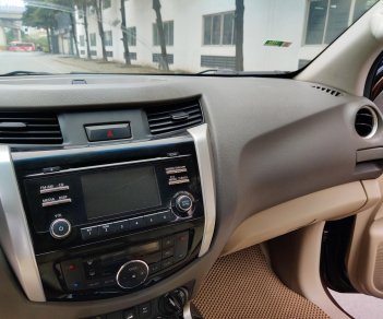Nissan Navara 2015 - Xe tự động 2 cầu cực đẹp, chạy 8v km, 1 chủ biển HN