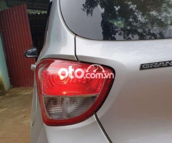 Hyundai Grand i10 2014 - Màu bạc, xe nhập số sàn