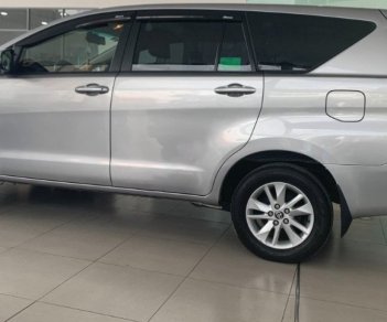 Toyota Innova 2019 - Màu bạc, 629 triệu