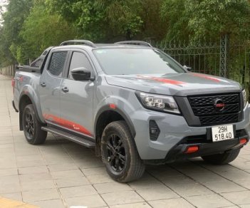 Nissan Navara 2021 - Màu xám, xe nhập