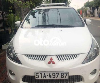 Mitsubishi Grandis 2005 - Màu trắng chính chủ