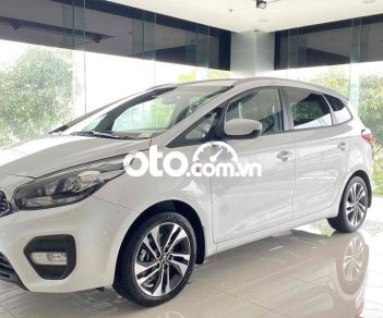 Kia Rondo 2022 - Màu trắng