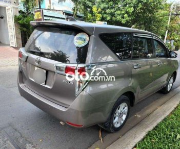 Toyota Innova 2017 - Màu xám chính chủ