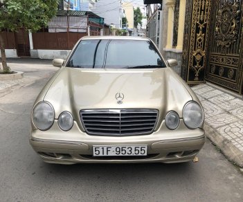 Mercedes-Benz E240 0 2004 - Số tự động, màu ghi còn ken xà ben