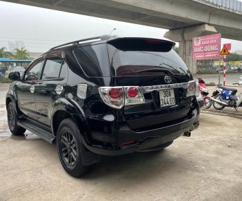 Toyota Fortuner 2014 - Màu đen