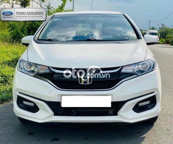 Honda Jazz 2018 - Màu trắng, nhập khẩu nguyên chiếc giá ưu đãi