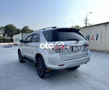 Toyota Fortuner 2015 - Xe màu bạc, 640 triệu