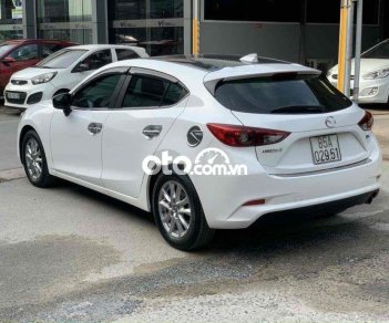 Mazda 3 2018 - Màu trắng, giá 568tr