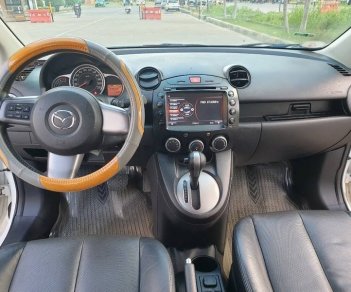 Mazda 2 2013 - Màu trắng, xe nhập