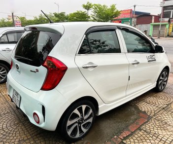 Kia Morning 2017 - Màu trắng giá hữu nghị