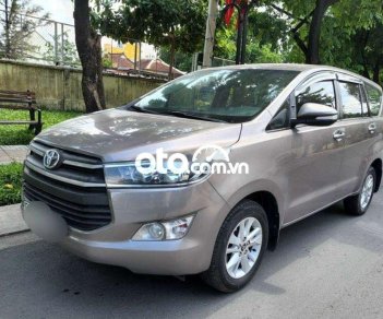 Toyota Innova 2017 - Màu xám chính chủ