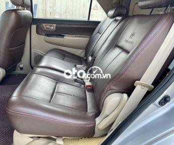 Toyota Fortuner 2015 - Xe màu bạc, 640 triệu