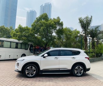 Hyundai Santa Fe 2019 - Màu trắng, máy dầu full đặc biệt