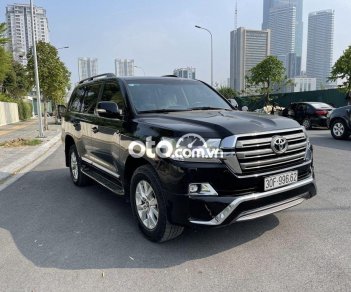 Toyota Land Cruiser 2015 - Màu đen