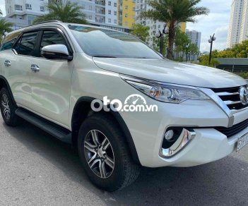 Toyota Fortuner 2019 - Màu trắng, giá 985tr