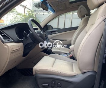 Hyundai Tucson 2018 - Màu đen, giá 785tr