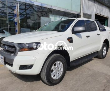 Ford Ranger 2016 - Nắp thùng thấp tại hãng