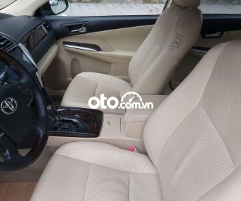 Toyota Camry 2016 - Màu đen giá cạnh tranh