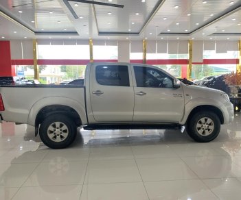 Toyota Hilux 2009 - Hai cầu máy dầu